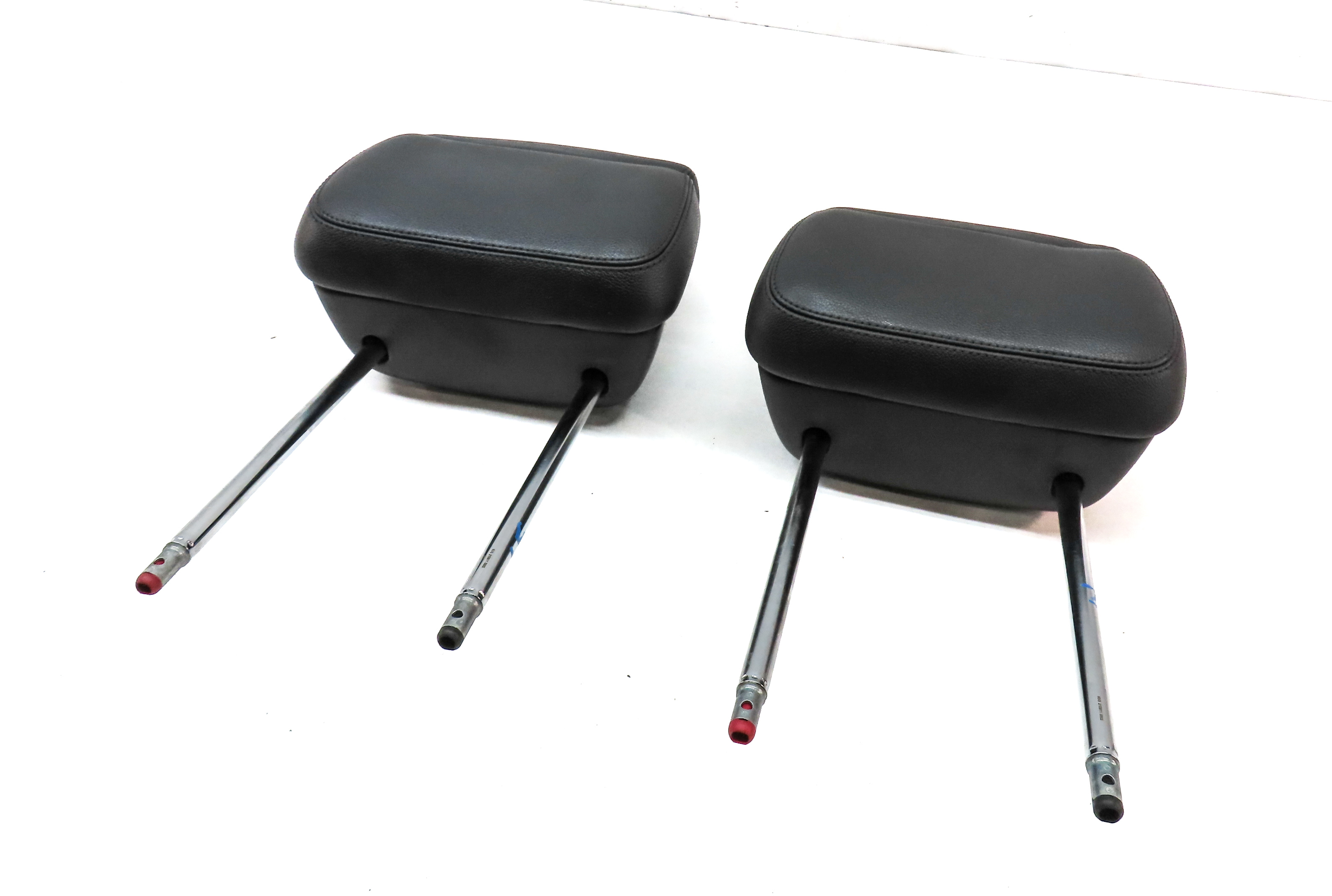 12-18 AUDI A8 S8 D4 4H FRONT LEFT DRIVER & RIGHT PASSENGER HEADREST SET2 (BLACK) — exact item pictured